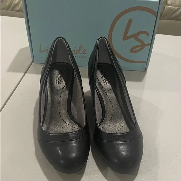 Life Stride Black Comfort Shoes - Picture 5 of 11